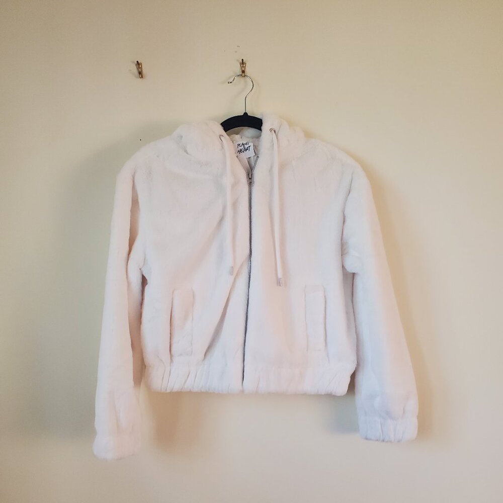 Planet Heart Juniors faux fur jacket SIZE- S - Off white